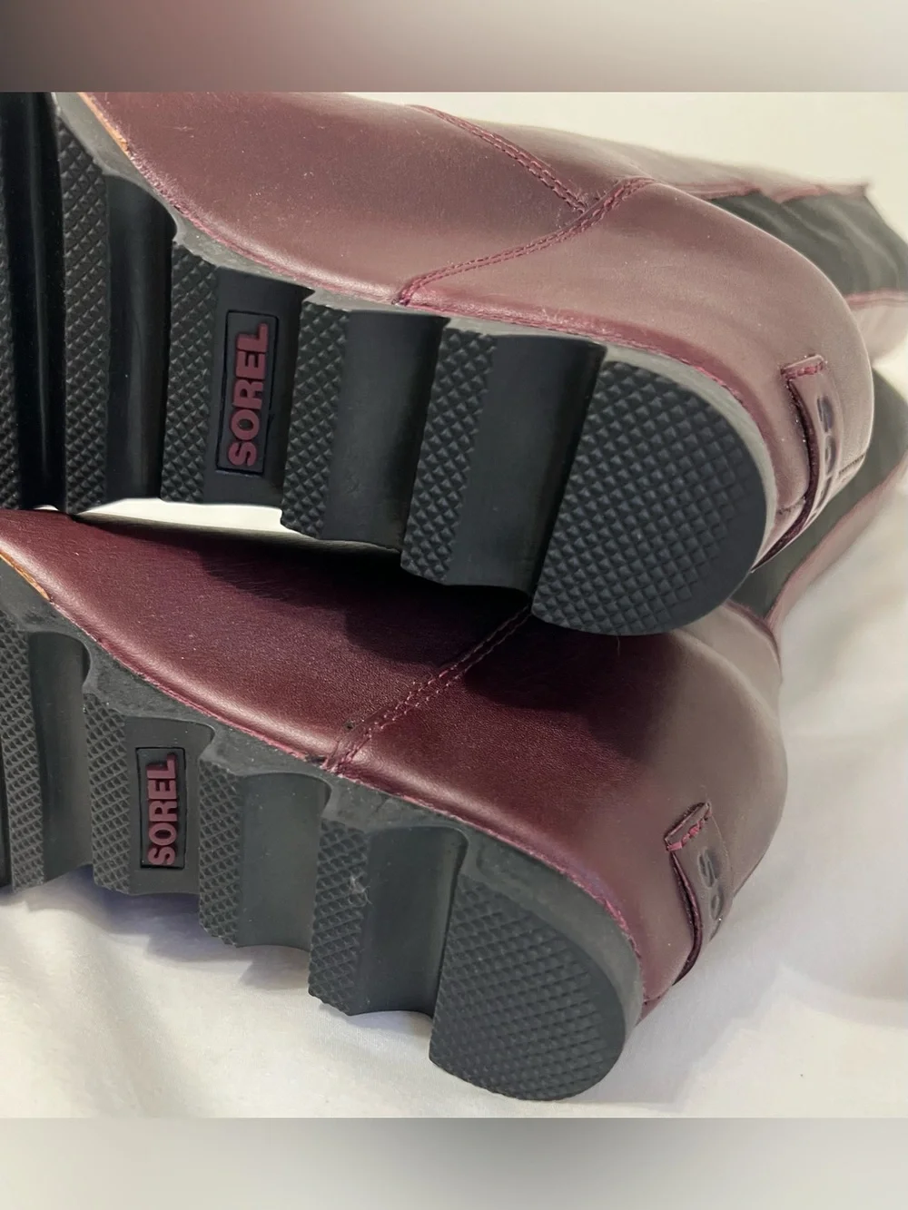 NWOB SOREL Fiona Lux Burgundy Leather Over-the-Knee Wedge Boots Size 8